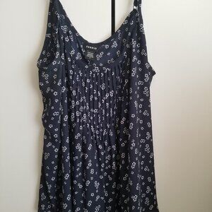Dainty navy with white floral print breezy tank